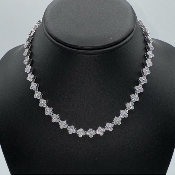 Neiman Marcus Jewelry - Clover Necklace